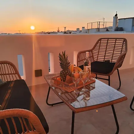 Amelie * Naxos City